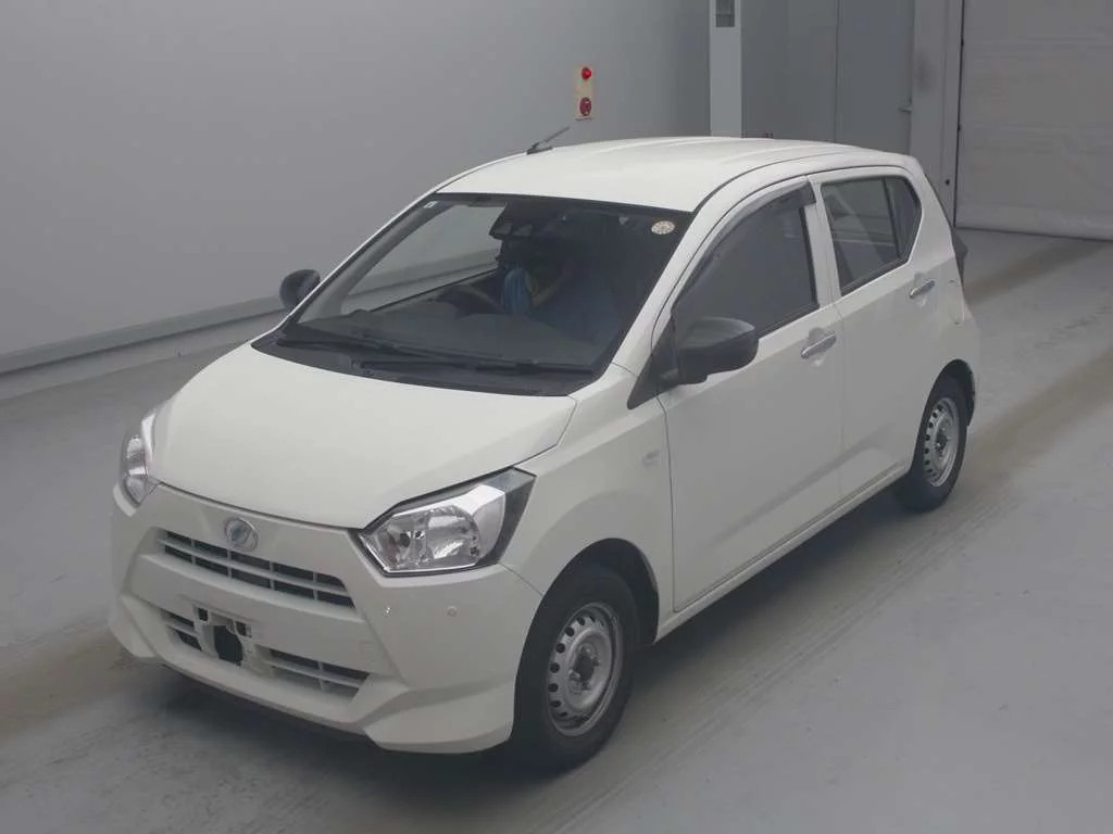 Daihatsu Mira e:S LA350S 2021